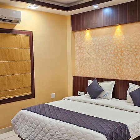 Hotel Royal Wings Elur Luaran gambar