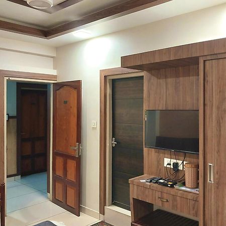 Hotel Royal Wings Elur Luaran gambar