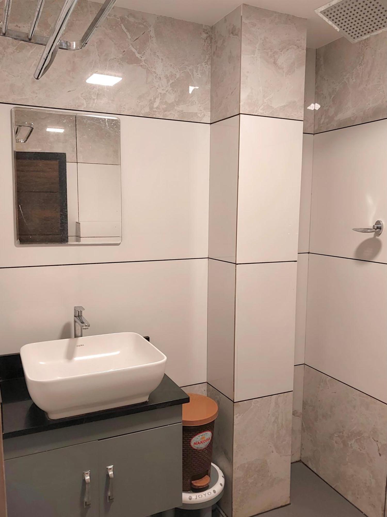Hotel Royal Wings Elur Luaran gambar